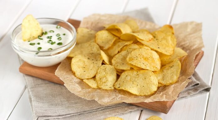 Чипсы — вкусное лакомство, покорившее мир