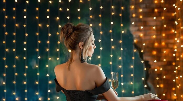 Как выбрать и где приобрести вечернее платье?