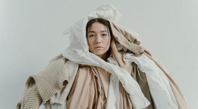 Розхламлення по-новому: метод “кошика для безладу” та інші лайфхаки для швидкого прибирання