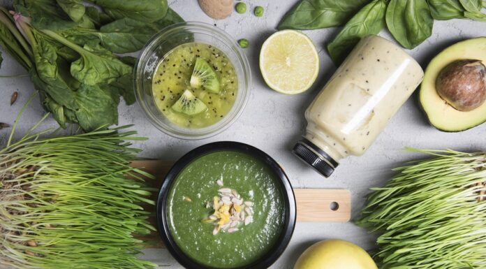 Міфи про детокс: безпечне очищення організму без суворих дієт